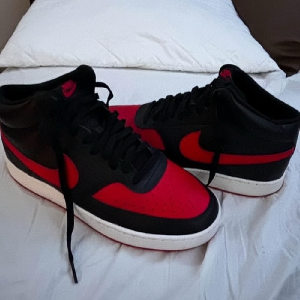 Men’s Nike court vision